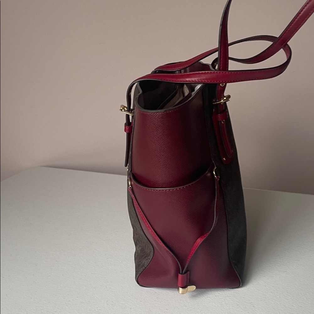 Michael Kors Voyager East/West Tote – Maroon/Brown MK Logo – Like New - Picture 3 of 8